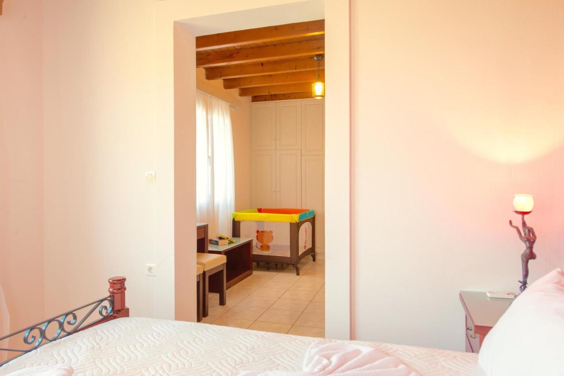 Villa Apollo อาเยีย เปลาเยีย ภายนอก รูปภาพ